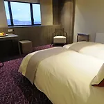 酒店 Golden Tulip - & Casino 4*