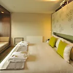 酒店 Golden Tulip - & Casino