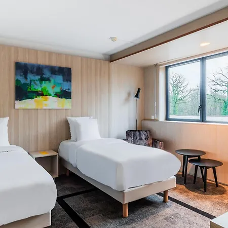 Golden Tulip - & Casino 4*