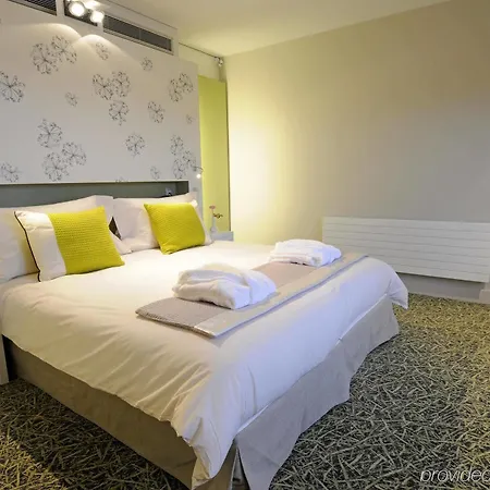 Szálloda Golden Tulip