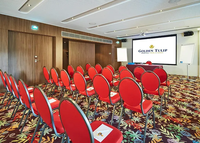 Golden Tulip - & Casino Отель Амневиль