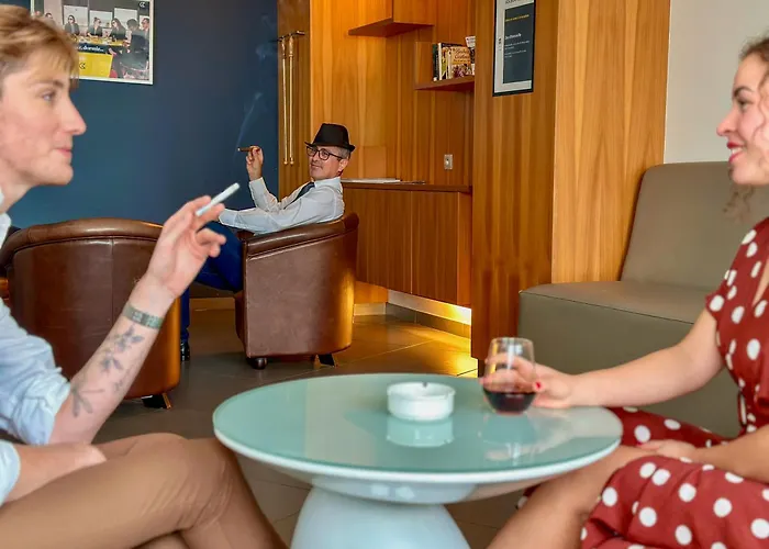 Golden Tulip - & Casino Отель