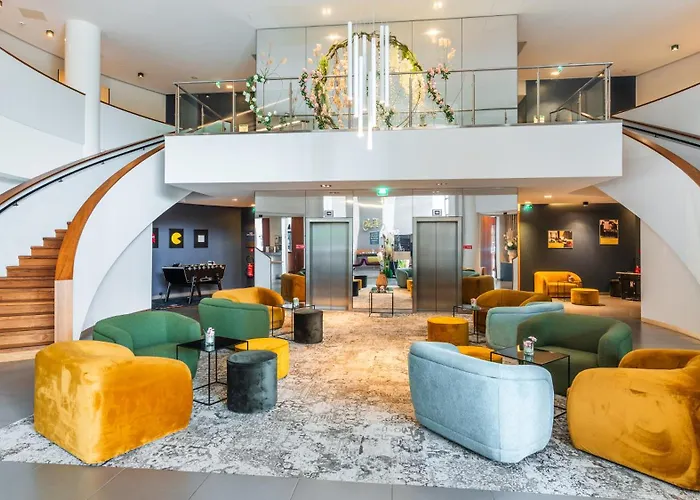 Отель Golden Tulip - & Casino Амневиль