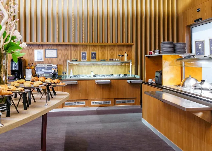 Отель Golden Tulip - & Casino