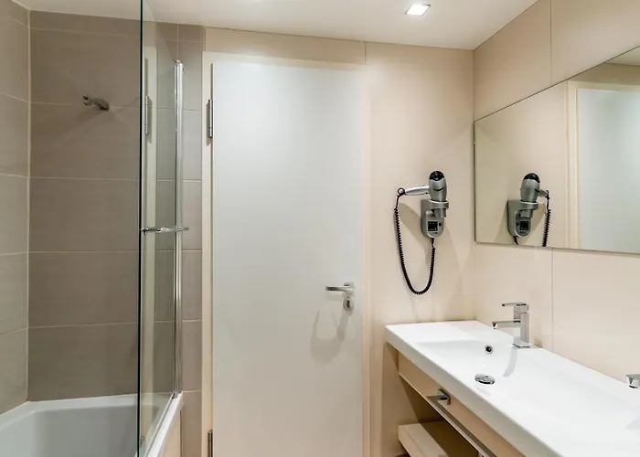 Golden Tulip - & Casino 4* Амневиль