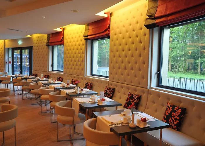 Golden Tulip - & Casino Отель Амневиль